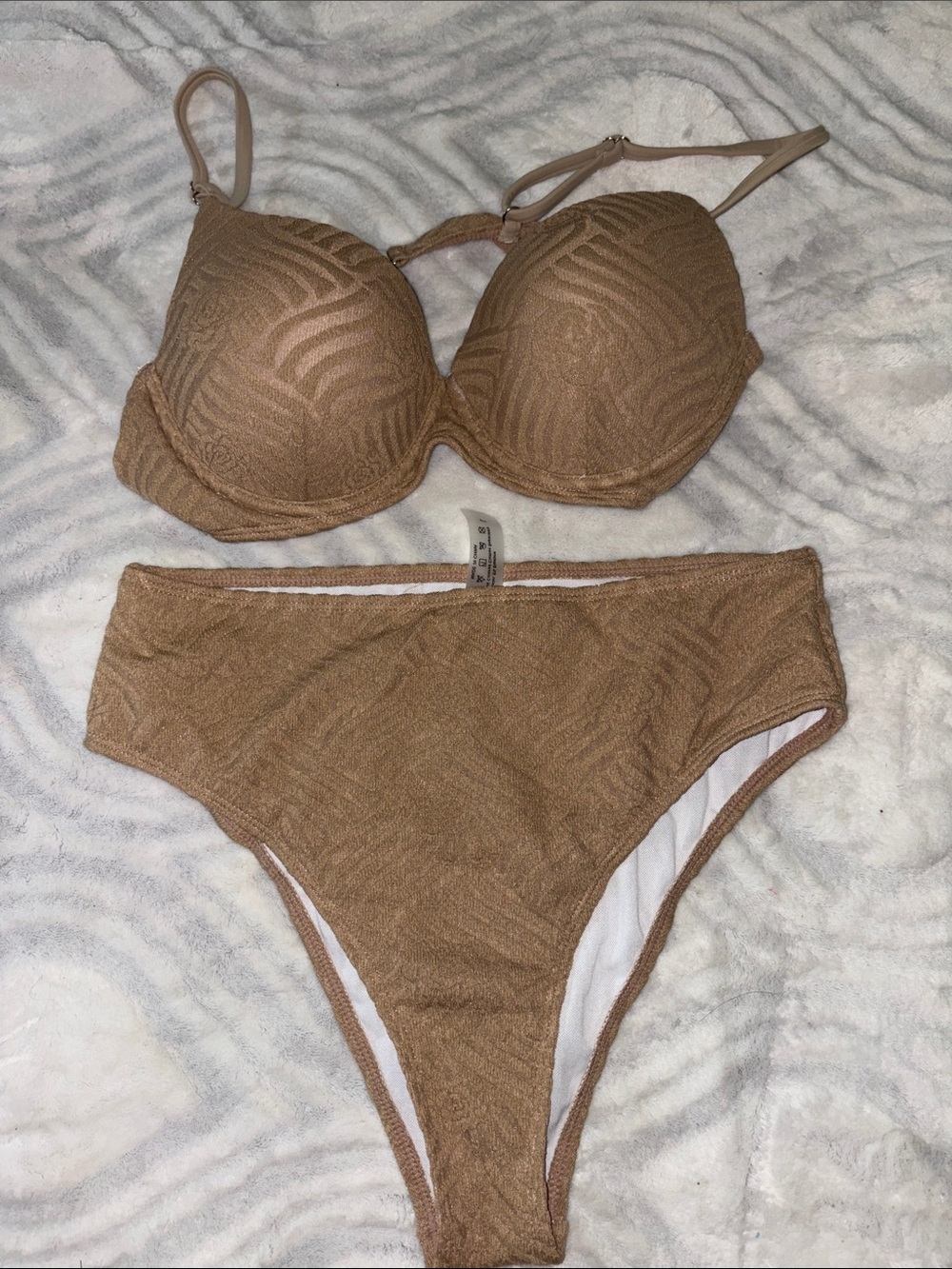 Cupshe Tan Textured Underwire Bikini Set